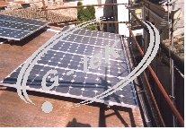 particolare di impianto Fotovoltaico su dependance a Modena